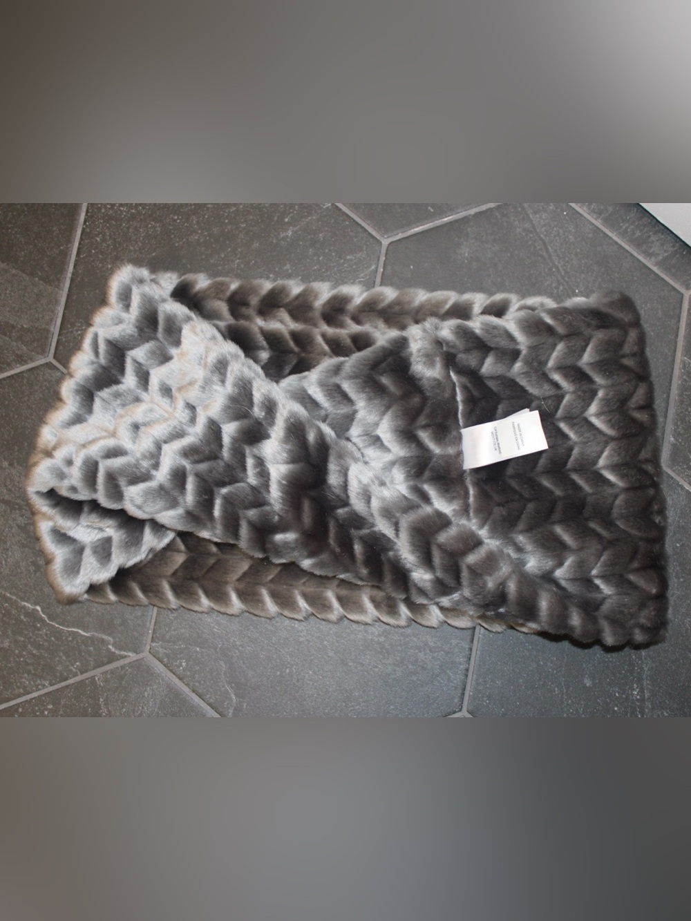 Catherine Malandrino Charcoal Grey Faux Fur Infinity Scarf Chevron Textured